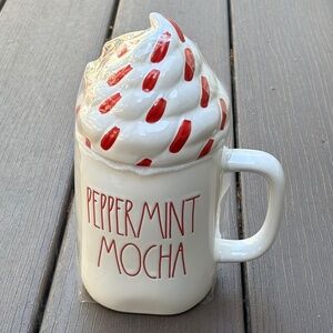 Rae Dunn Christmas Peppermint Mocha Ceramic Mug w/ Topper Red / Cream - New